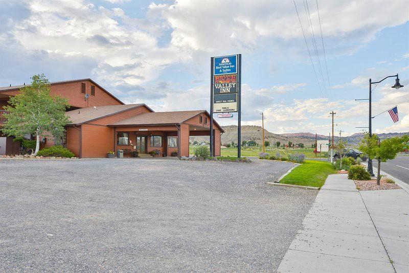 Red Ledges Hotel Tropic Exterior photo